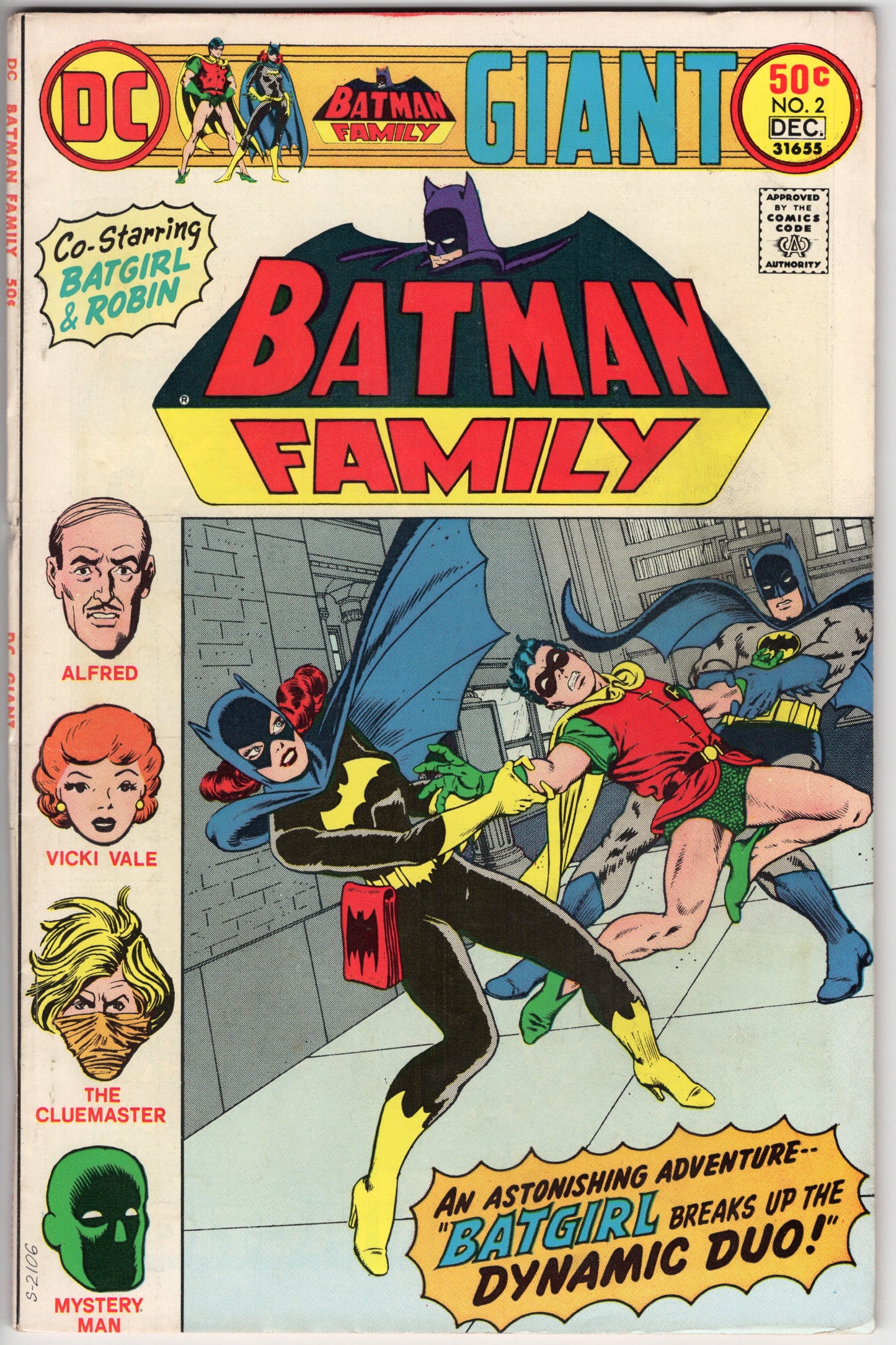 Batman Family Comics - Issue #2 "Featuring Batgirl" (Dec. 1975 - DC Comics) FN-